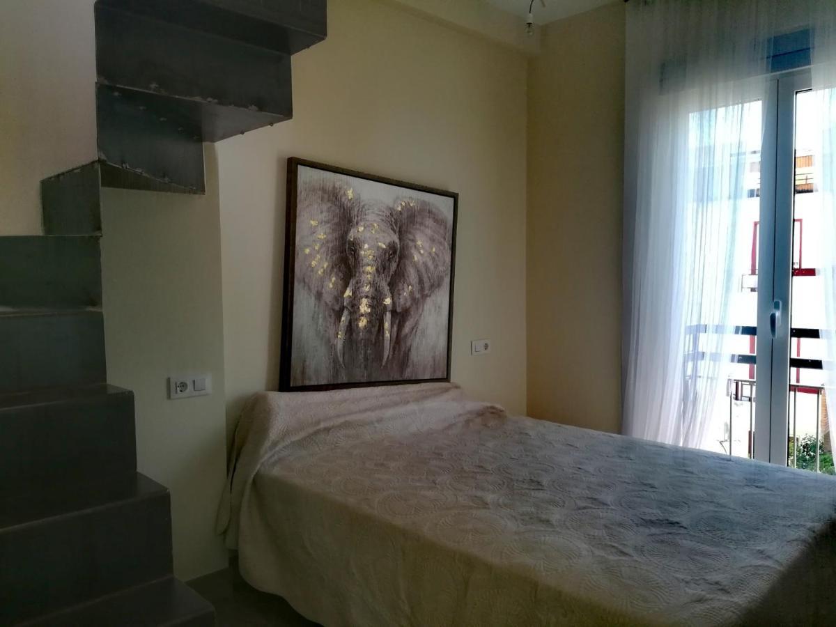 La Casa De Leon Xiii.Terraza Privada. Parejas Appartement Sevilla Buitenkant foto